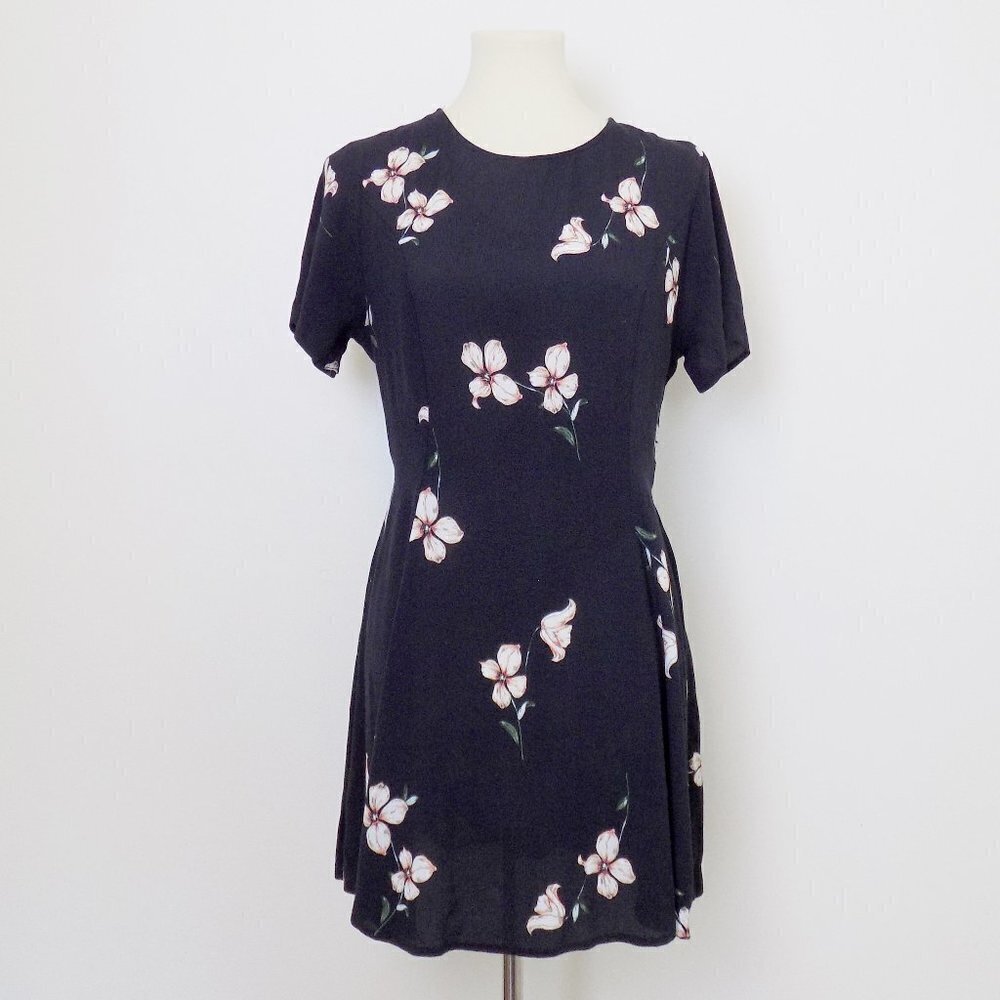 90s vintage dress y2k dress mini black dress flowy floral minimalist cute chic